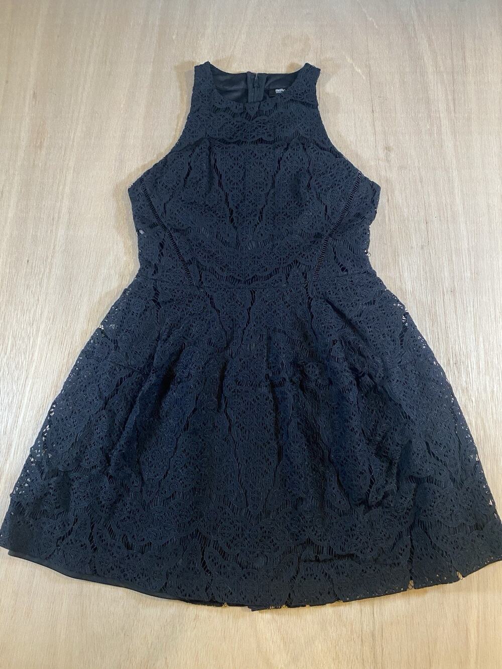 Mossimo Dress Womens M Black Lace Fit&Flare High Neck Sleeveless Party Cocktail
